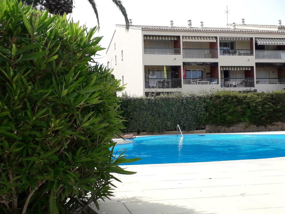 Bandol Nature Et Loisirs: Parking/ Piscine المظهر الخارجي الصورة