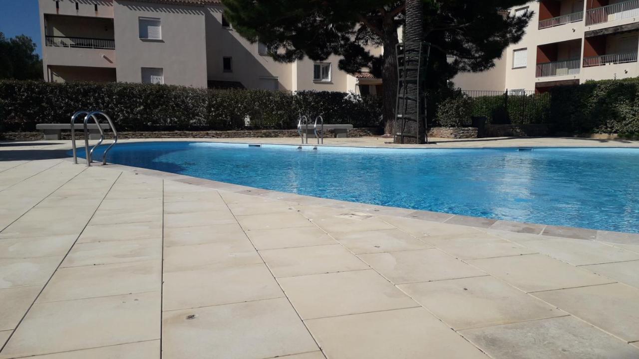 Bandol Nature Et Loisirs: Parking/ Piscine المظهر الخارجي الصورة
